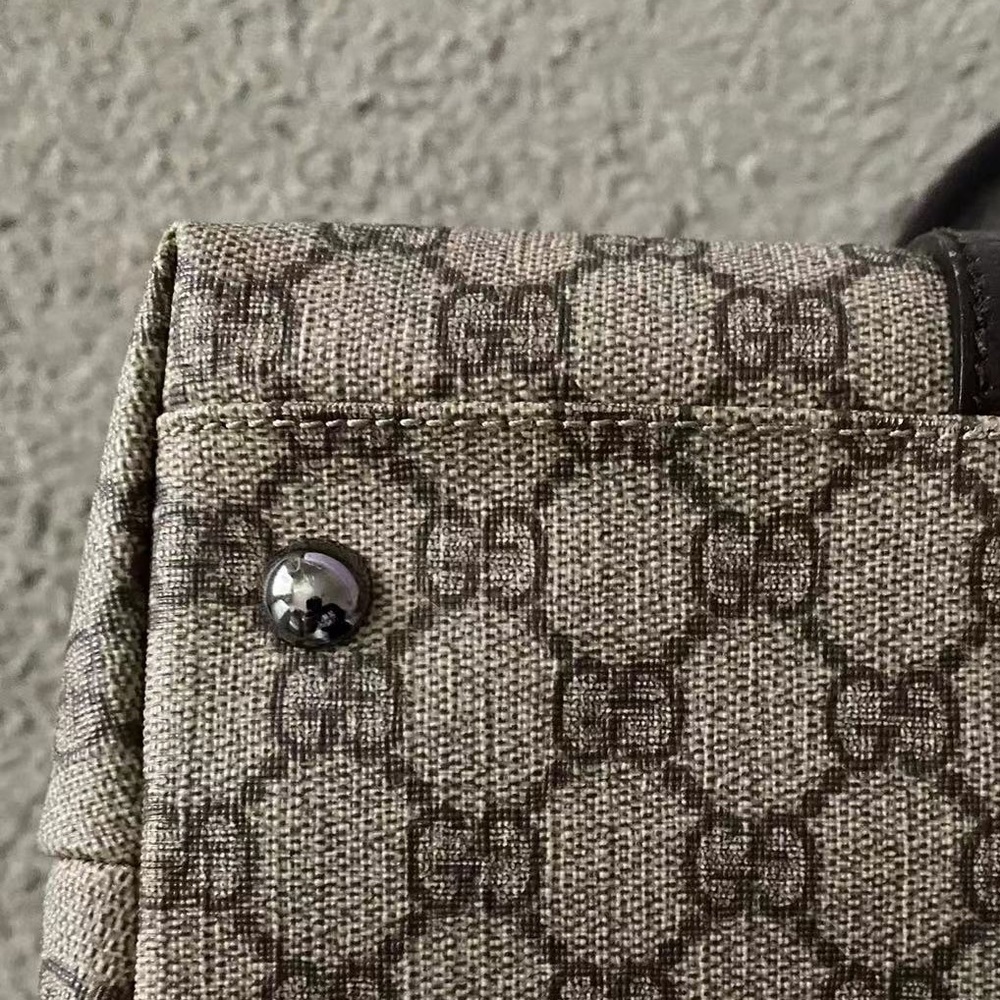 Gucci - Picture 8 of 10